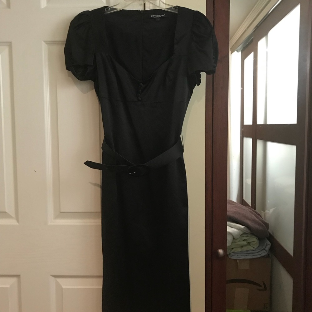 Pin up black dress
